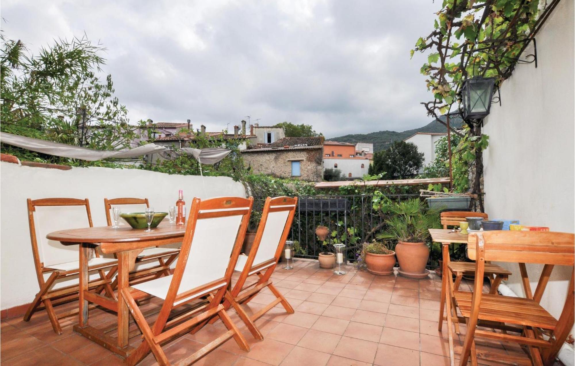 Amazing Home In Ceret With Wifi 외부 사진